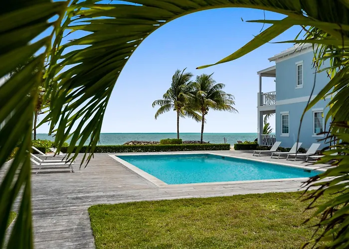 White House - Exclusive Luxury Beachfront Villa - Private White Sand Beach