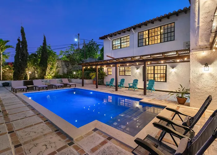 Azure Vista Villa - Sea View - 7 Min Walk To Beach
